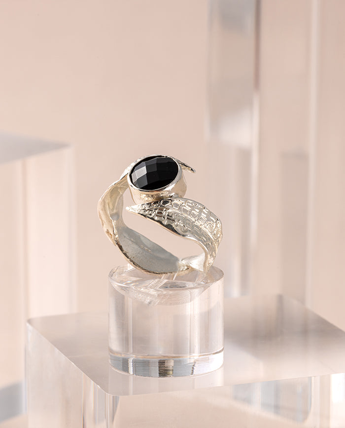 Nolina Ring Onyx Silver